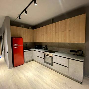 Набережно-Рибальська дорога вул., 9