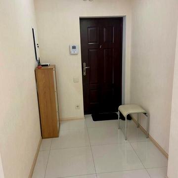 Олександра Поля просп. (Кірова), 56-Б