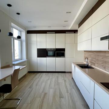 Євгена Коновальця вул. (Щорса), 44-А