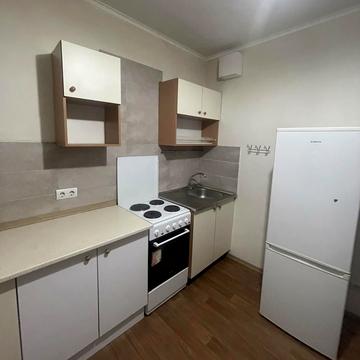 Бориса Гмирі вул., 12-Б