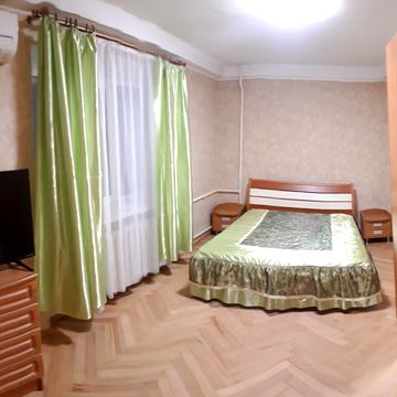 Новогоспітальна вул. (Щорса пров.), 5