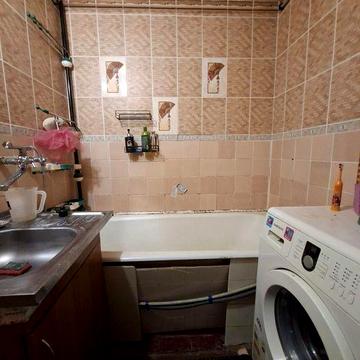 3 кімнатна квартира на Попова ща 8000 грн.