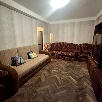 Миропільська вул., 17