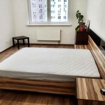 Воскресенська вул., 14-Д