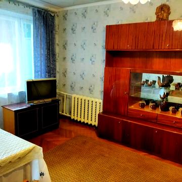 Машинобудівна вул., 25