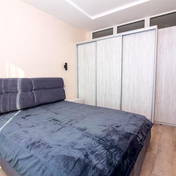 Камянська вул. (Дніпродзержинська), 6