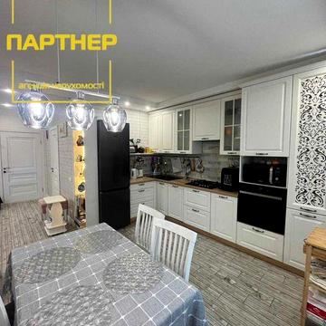 Продаж двокімнатної новобудови в центрі міста