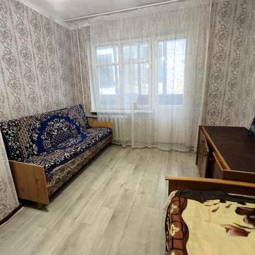 Поліська вул., 20