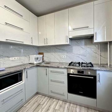 Продаж 2х кім кв з ремонтом