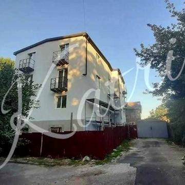 Продам 1 к квартиру клубний будинок вул. Драгоманова низ пр. Поля