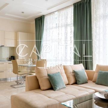 Андрія Верхогляда вул. (Михайла Драгомирова), 5