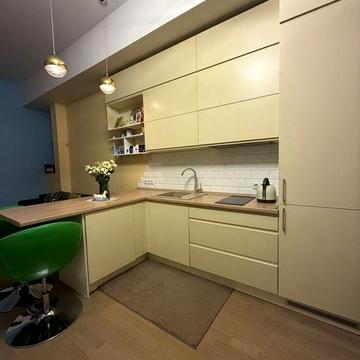 Вул. Богдана Хмельницького 57, метро Золоті Ворота, центр оренда