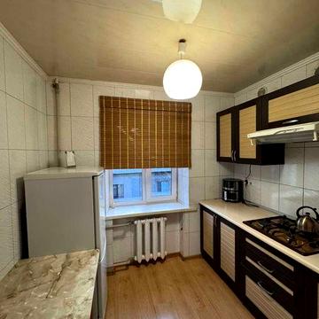 Оренда 1к. квартири на пр. О.Поля, буд. 72