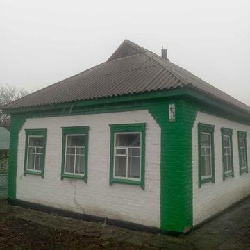 Продам будинок в центрі