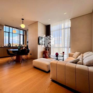 Деміївська вул., 33