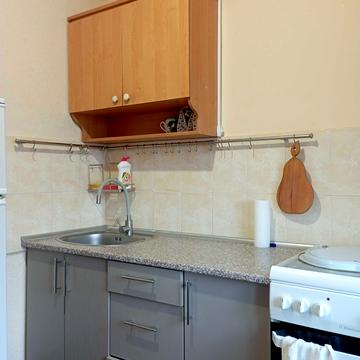 Залізнична вул., 23