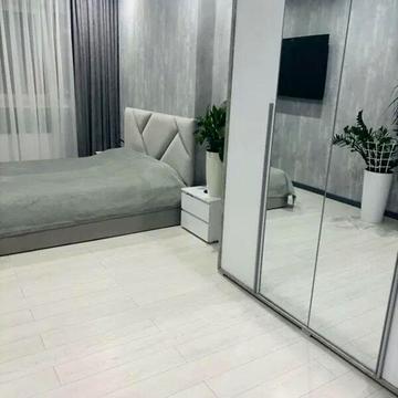 Продаж 2к Квартира Молочна вулиця ЖК Кристалл