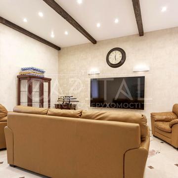 Лісова вул., 1