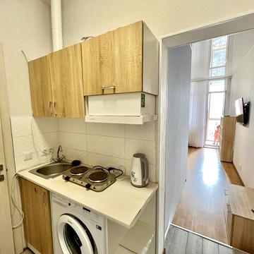 Аркадійське плато вул. (Гагаринське плато), 5/2