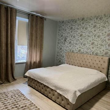 Володимирська вул., 90