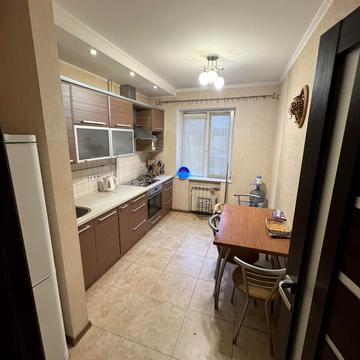 Позитивна вул. (Джапарідзе), 2