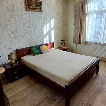 Вячеслава Чорновола просп. (), 75