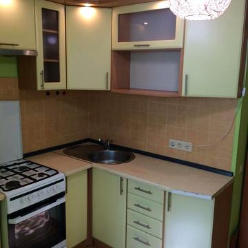 Гната Юри вул., 1