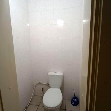 Василя Стуса вул., 21