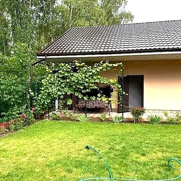 Продаж гарної дачі в с Мархалівка! Гараж, підвал, балкон, поруч ліс!