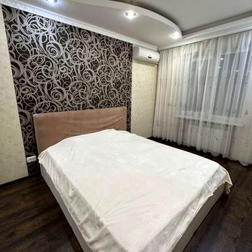 Деміївська вул., 51