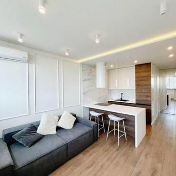 Джона Маккейна вул. (Івана Кудрі), 7