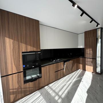 Флотська вул., 10Б