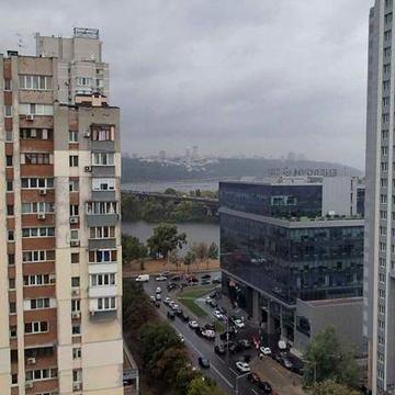 Березняки, вул. Павла Тичини, 8 здам 1-о кімнатну в хорошому стані.