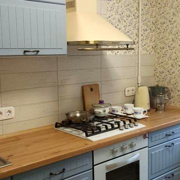 Академіка Курчатова просп., 10