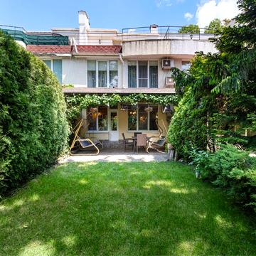 Новый дом 3 этажа терраса зеленая зона,парковка!Владелец