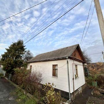 Продаж будинку з земельною ділянкою 9 сот. В місті Рівне