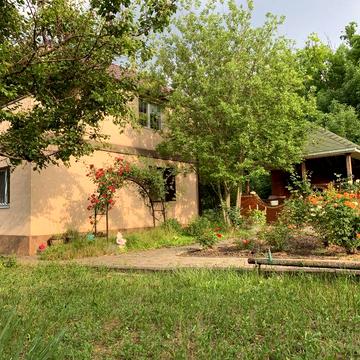 Продається дача (будинок). Карачуни