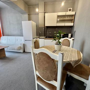 Петра Лінтура вул., 6