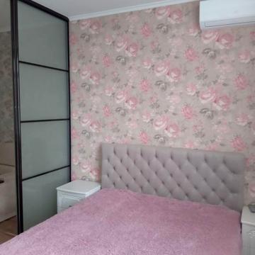 Воскресенська вул., 18-Б