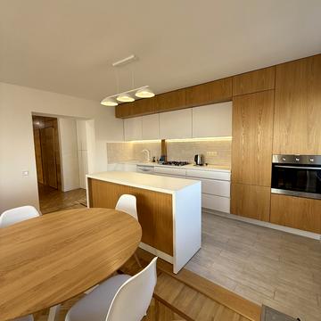 Кривчицька Дорога вул., 1