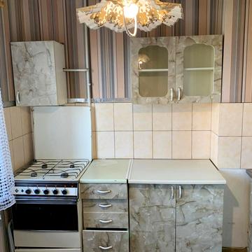 Сімї Глодан вул., 37