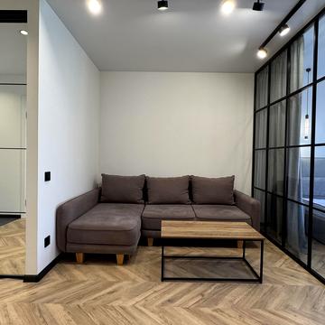 Одеське шосе, 18