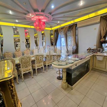 Лютеранська вул., 21/12