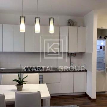 Єрощенка вул., 12-В