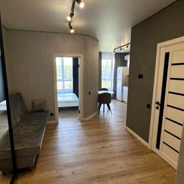 Героїв Крут вул., 4