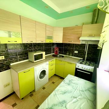 Білогородська вул., 27