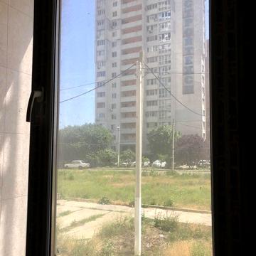 Парусна вул. (Героїв Сталінграду), 18