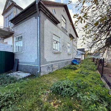 Будинок м.Дубно|р-н Підборці