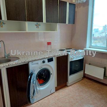 Архітектора Ніколаєва вул., 11