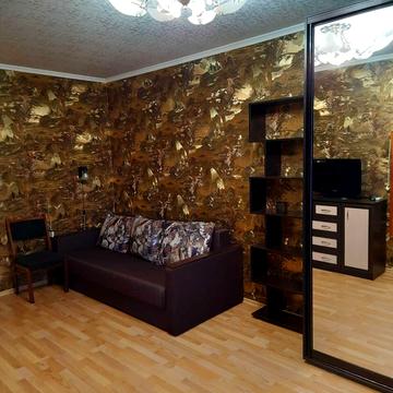 Каденюка вул., 8